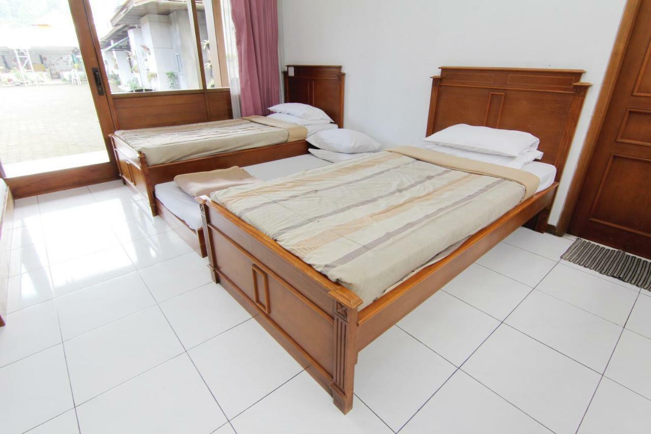Villa Enggal Lembang Ngoại thất bức ảnh