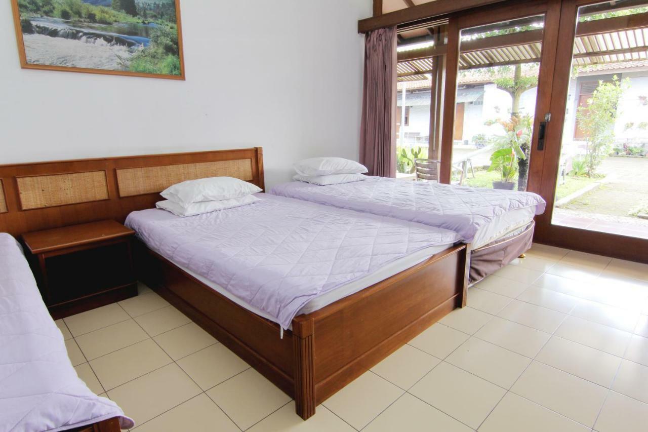 Villa Enggal Lembang Ngoại thất bức ảnh