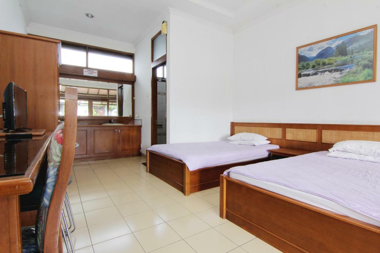 Villa Enggal Lembang Ngoại thất bức ảnh